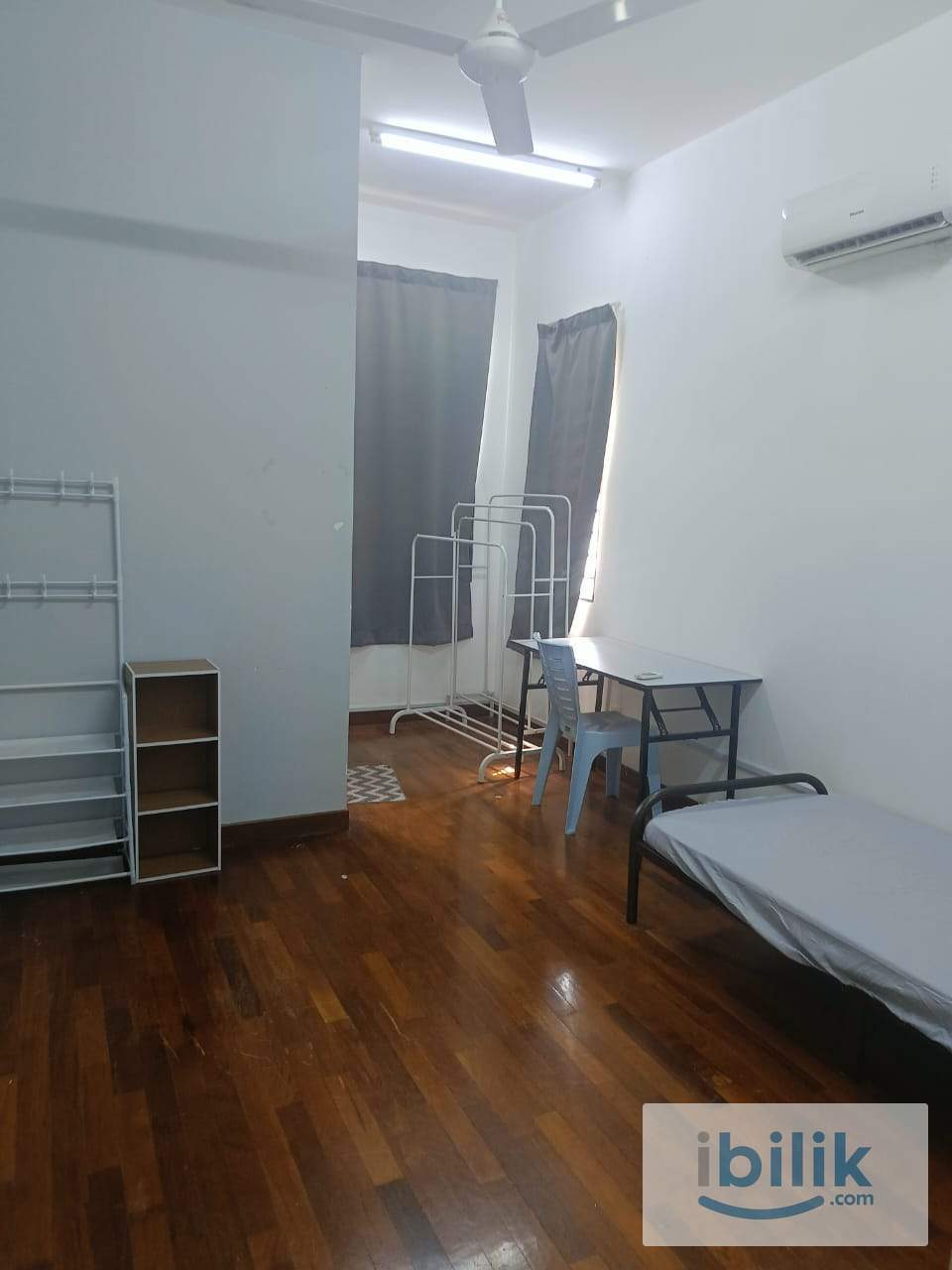 🏨Bandar 16 Sierra Puchong🚪Middle Room With Attached Bathroom 🏪 Near To Sierra Fresco & IOI Galleria @ 16 Sierra - Image 1