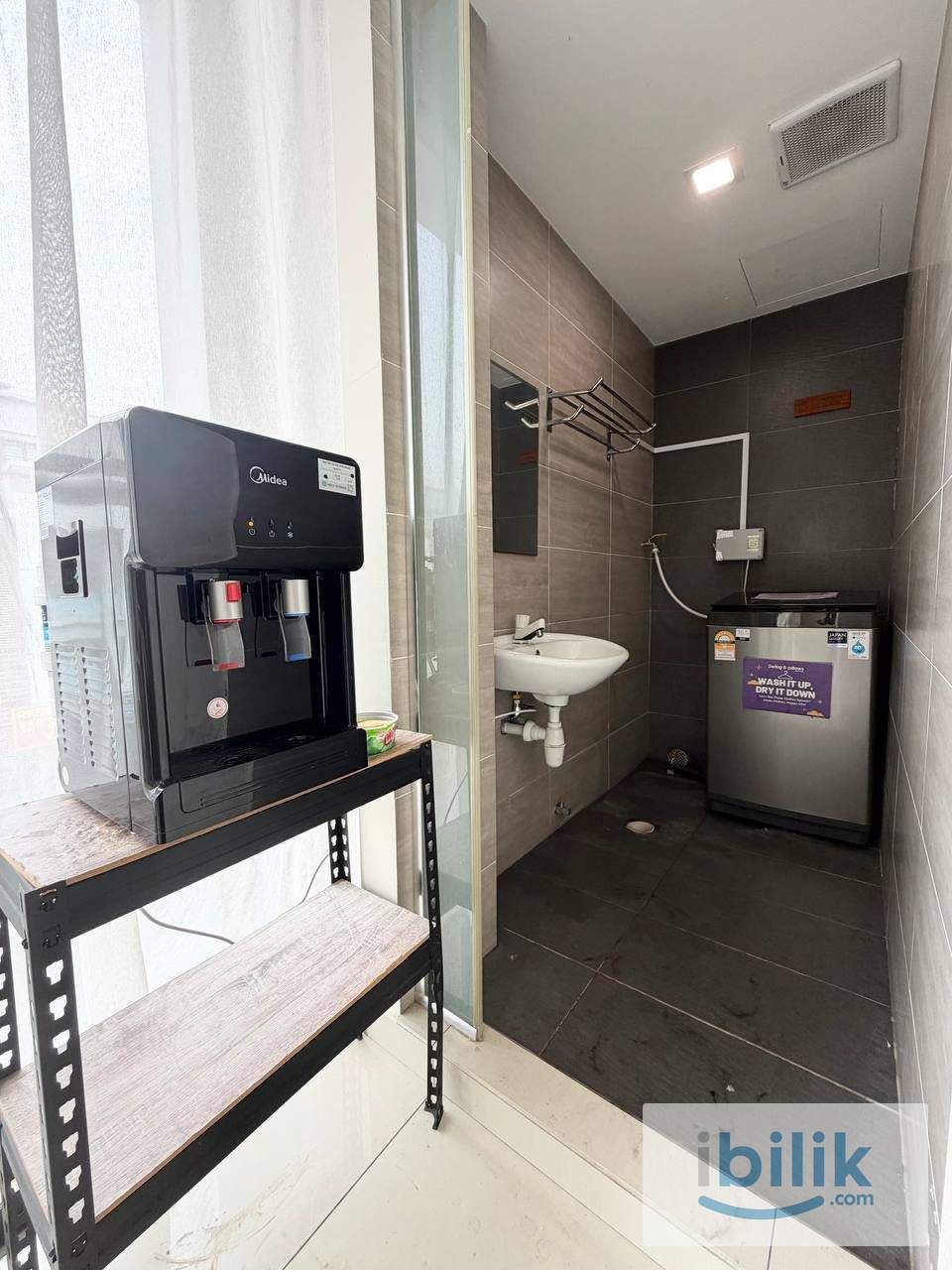 Hotel Style 🏨Bandar Mahkota Cheras, Cheras 🚅Nearby【MRT】Sri Raya Station (KG28) 🏬3 Minutes To AEON Mall Mahkota Cheras - Image 4