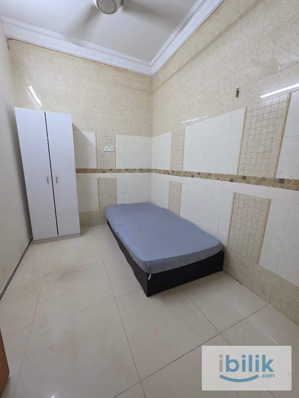 ❗❗Low Deposit❗ ❗🏨Room For Rent At SS7, Kelana Jaya, Petaling Jaya🏃‍♂️Walking Distance To Paradigm Mall - Image 1