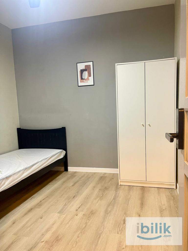 Cosy room utility included - Image 1