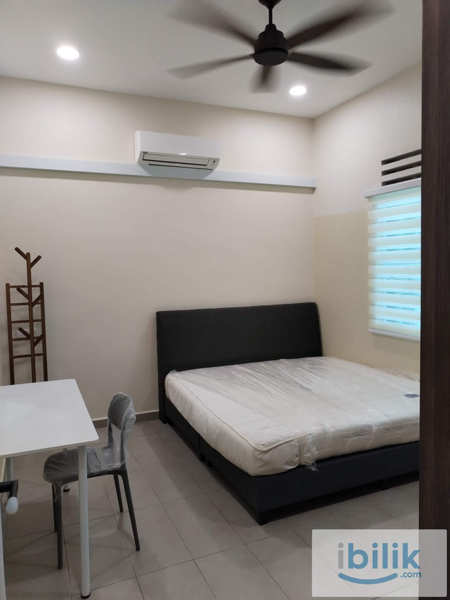 ((Female unit)) Large room of landed house in KL City Centre - Image 2