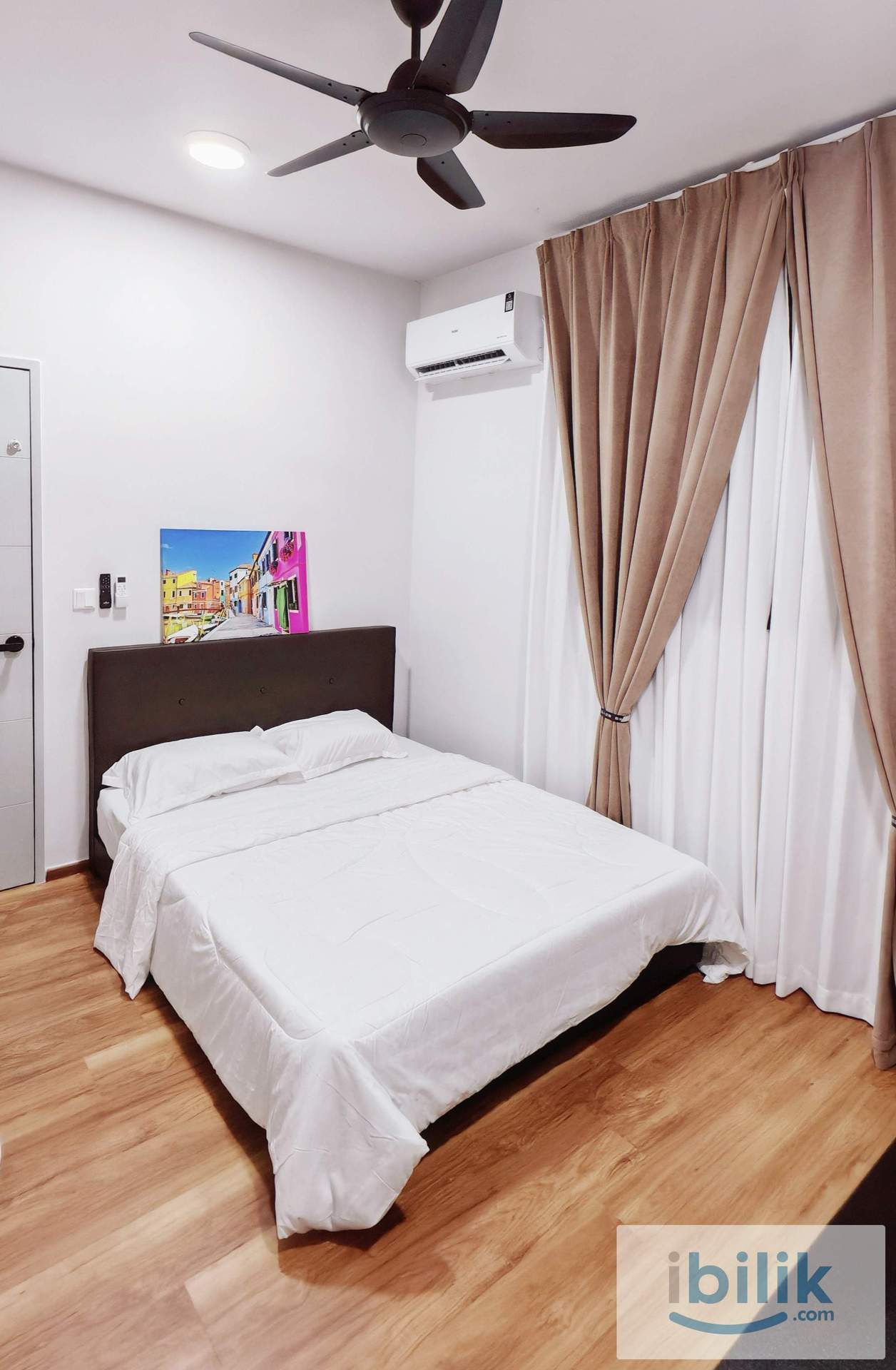 Comfortable Room for Rent in Kota Laksamana | Move-in Ready - Image 1