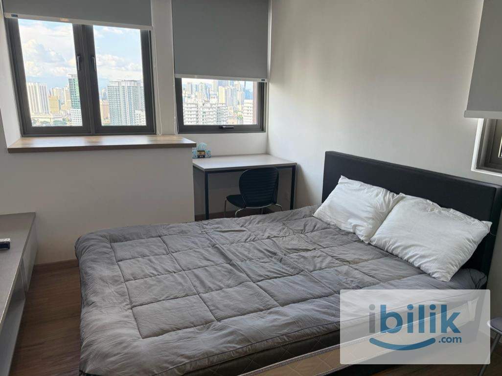 Studio unit for rent - Image 1