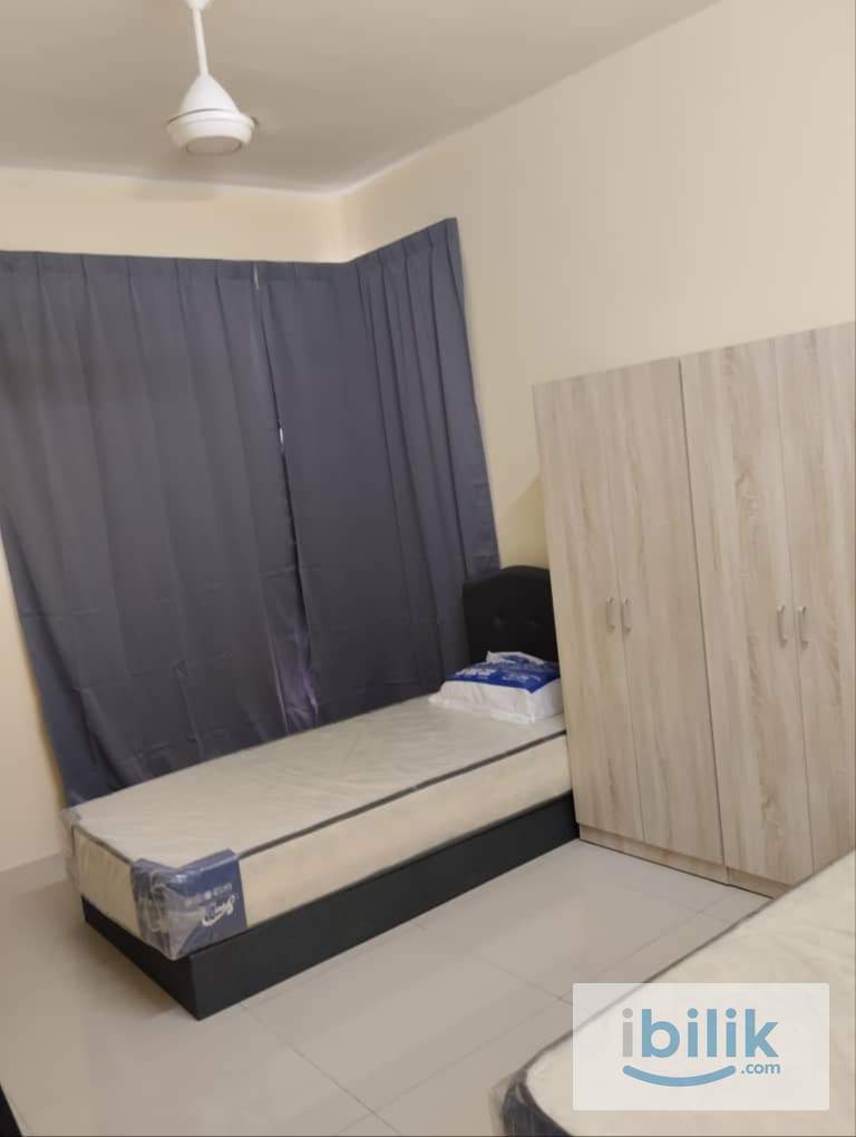 PV16 Female Unit Middle Room With Air Conds - Image 9