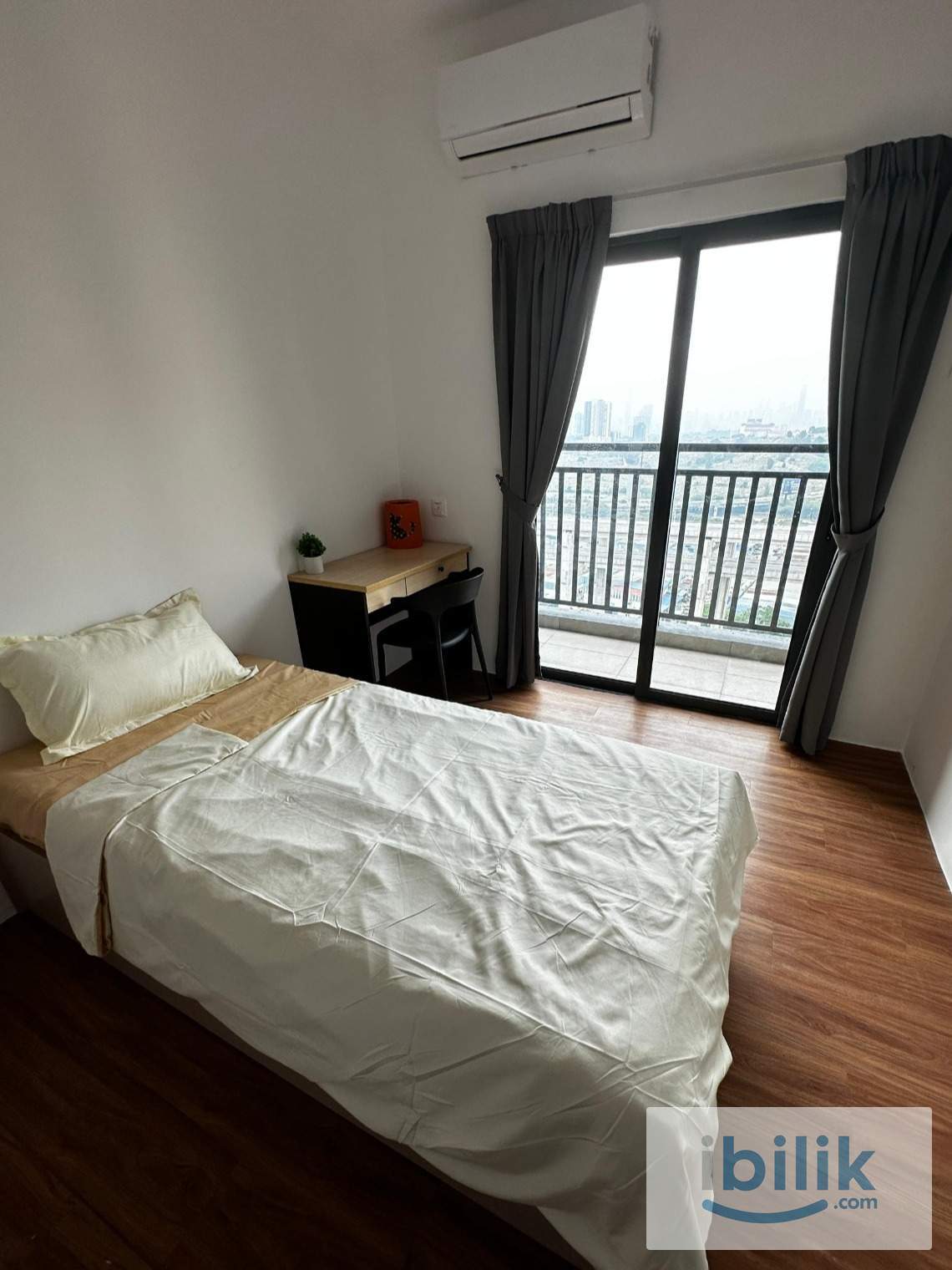 UCSI Residence 2 Mix Unit Balcony Room - Image 1
