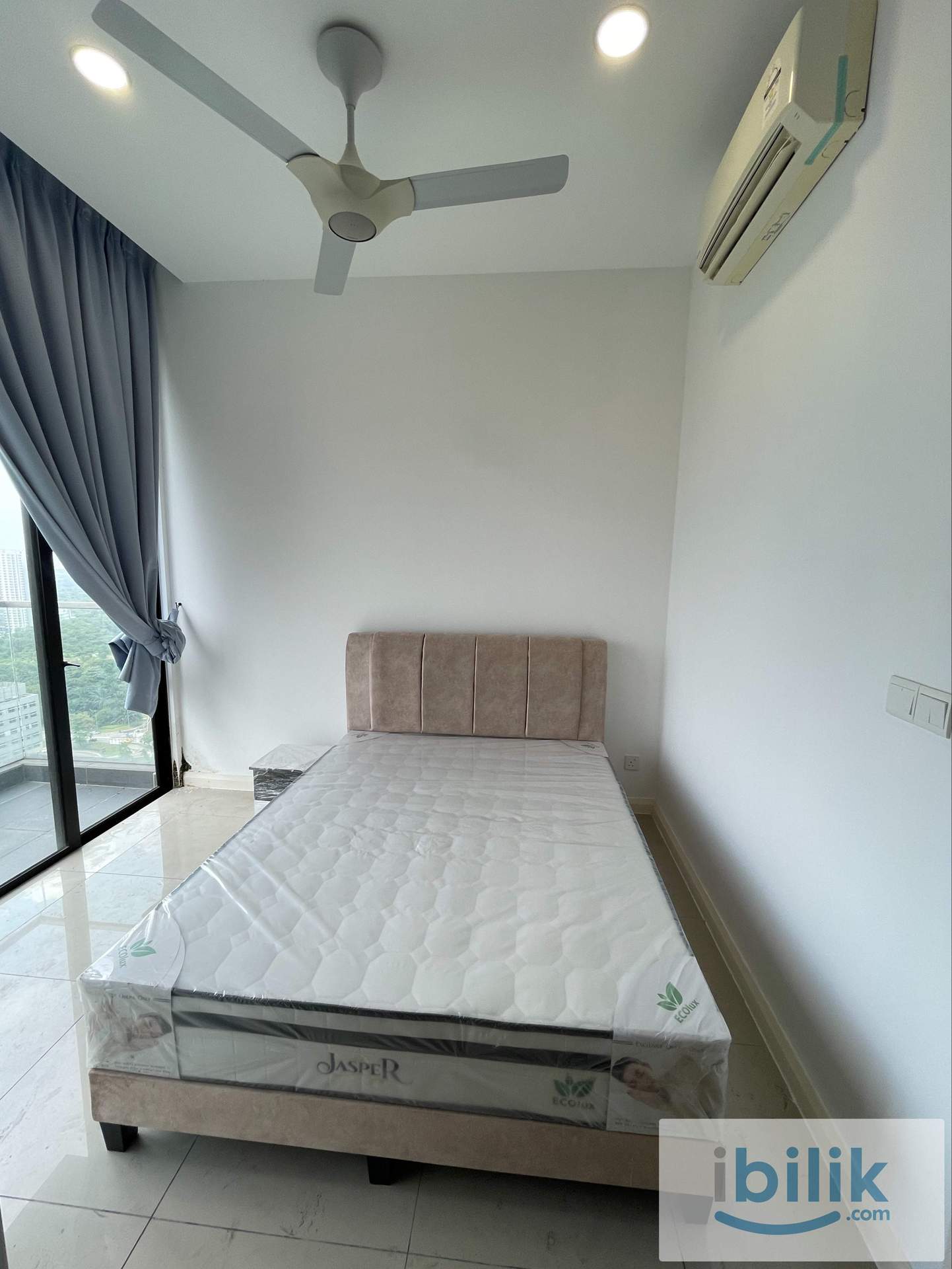 Room 01 - Image 2