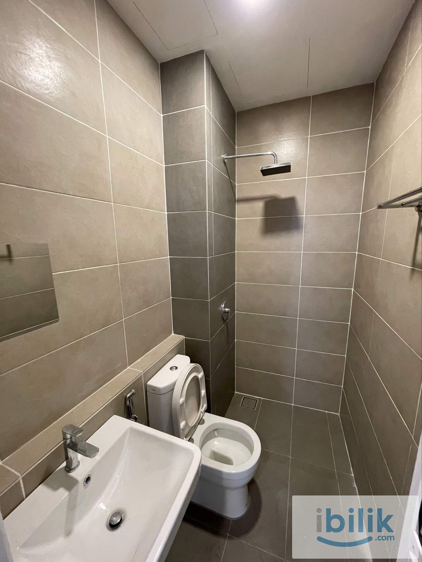Room 03 - Image 4