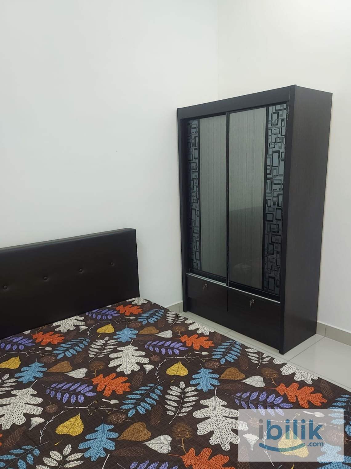 middle room - Image 1