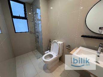 furnished Single unit at Bandar universiti seri iskandar - Image 4