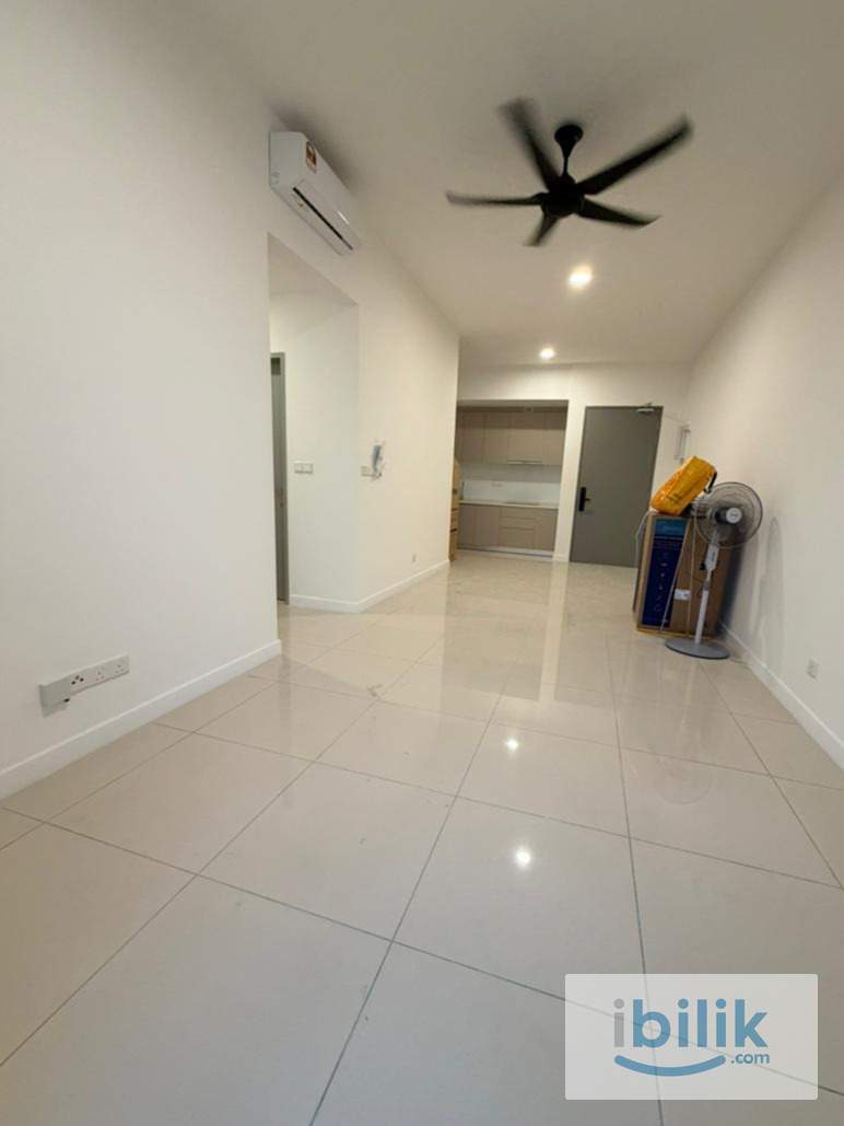 Master Room - Image 1