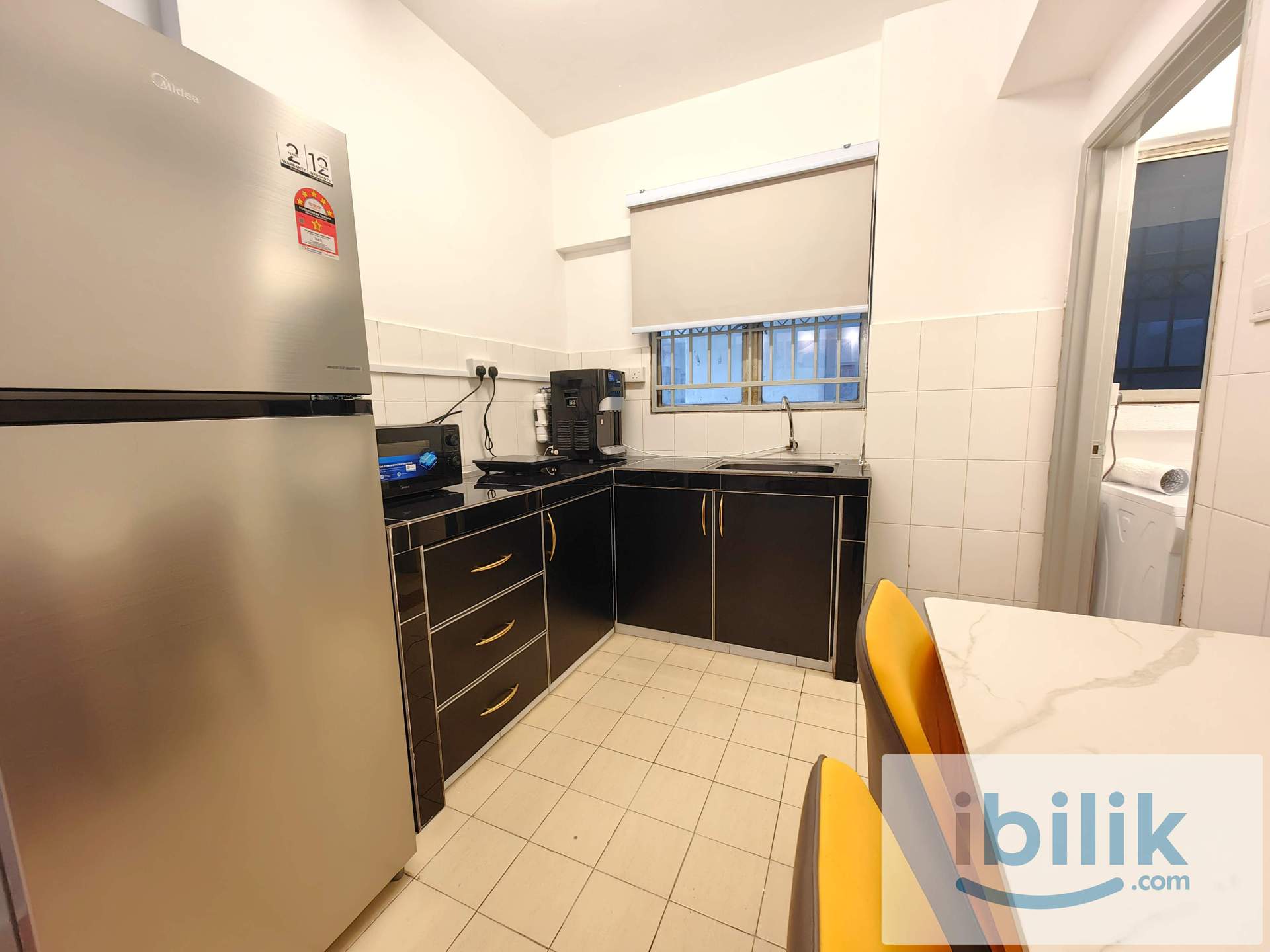KL Cheras studio with two bedrooms. Nearby LRT MRT. Free WiFi water - Image 2