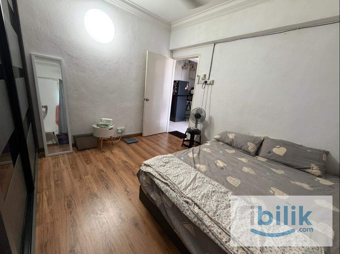Master Room for Rent - Image 2