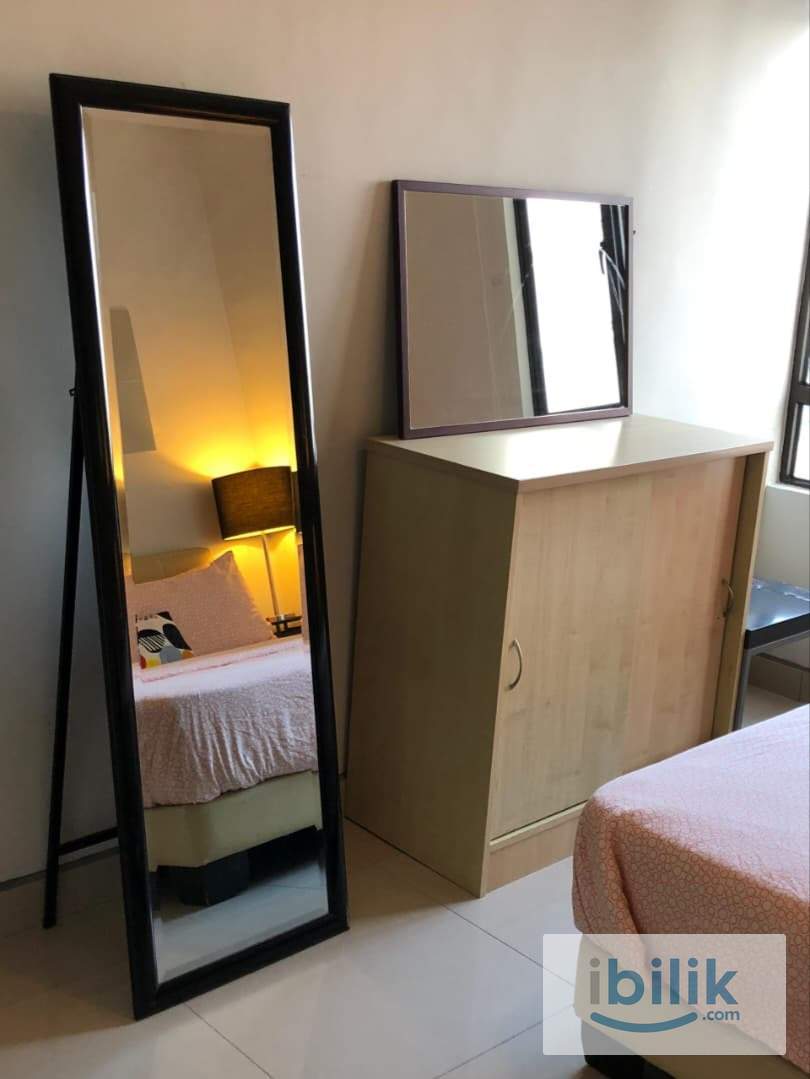 Middle Room for rent @ Royal Domain Sri Putramas 2 - Image 6