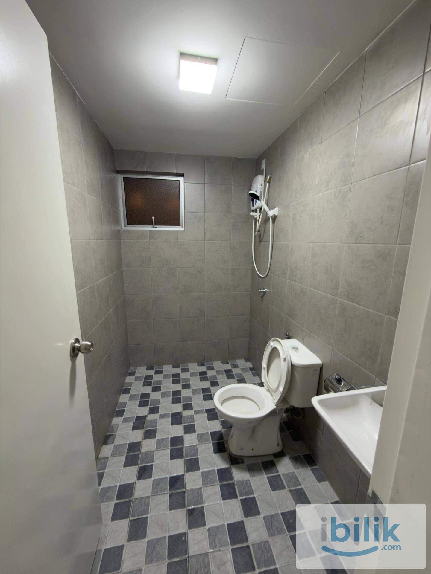Master Room for Female - Image 3