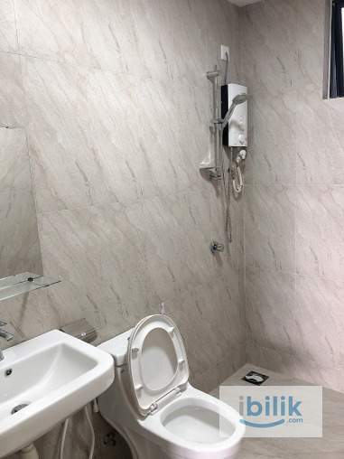 Middle Room at The Hamilton Wangsa Maju 5mins walk to LRT Sri Rampai - Image 4