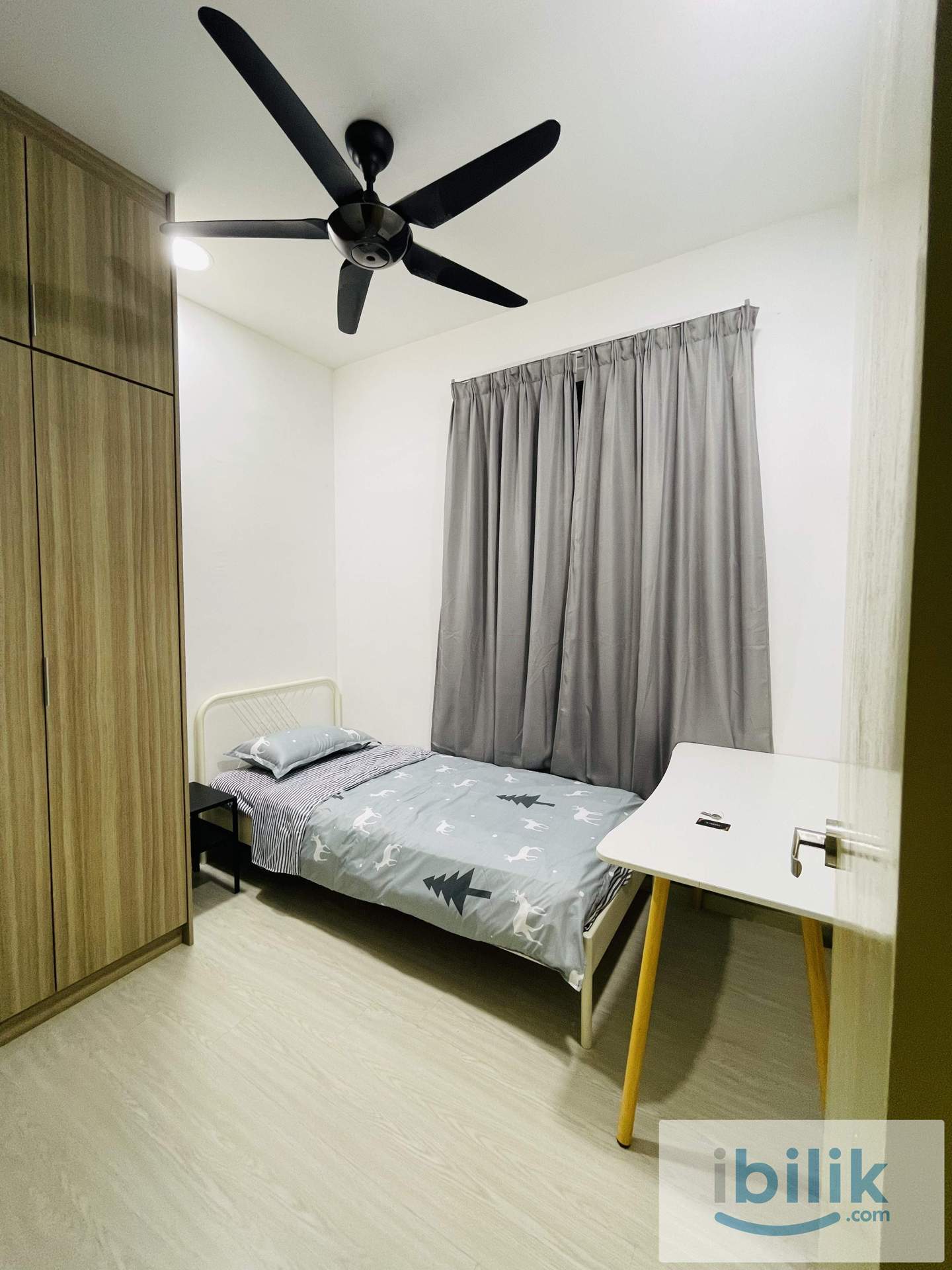 Single Room at The Hamilton Wangsa Maju 5mins walk to LRT Sri Rampai - Image 1