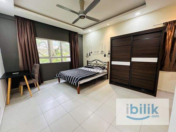 Master Room at Suria Jelatek Ampang Hilir 5mins walk to LRT Jelatek - Image 2
