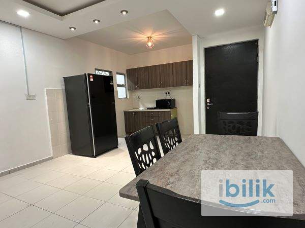 Master Room at Suria Jelatek Ampang Hilir 5mins walk to LRT Jelatek - Image 7