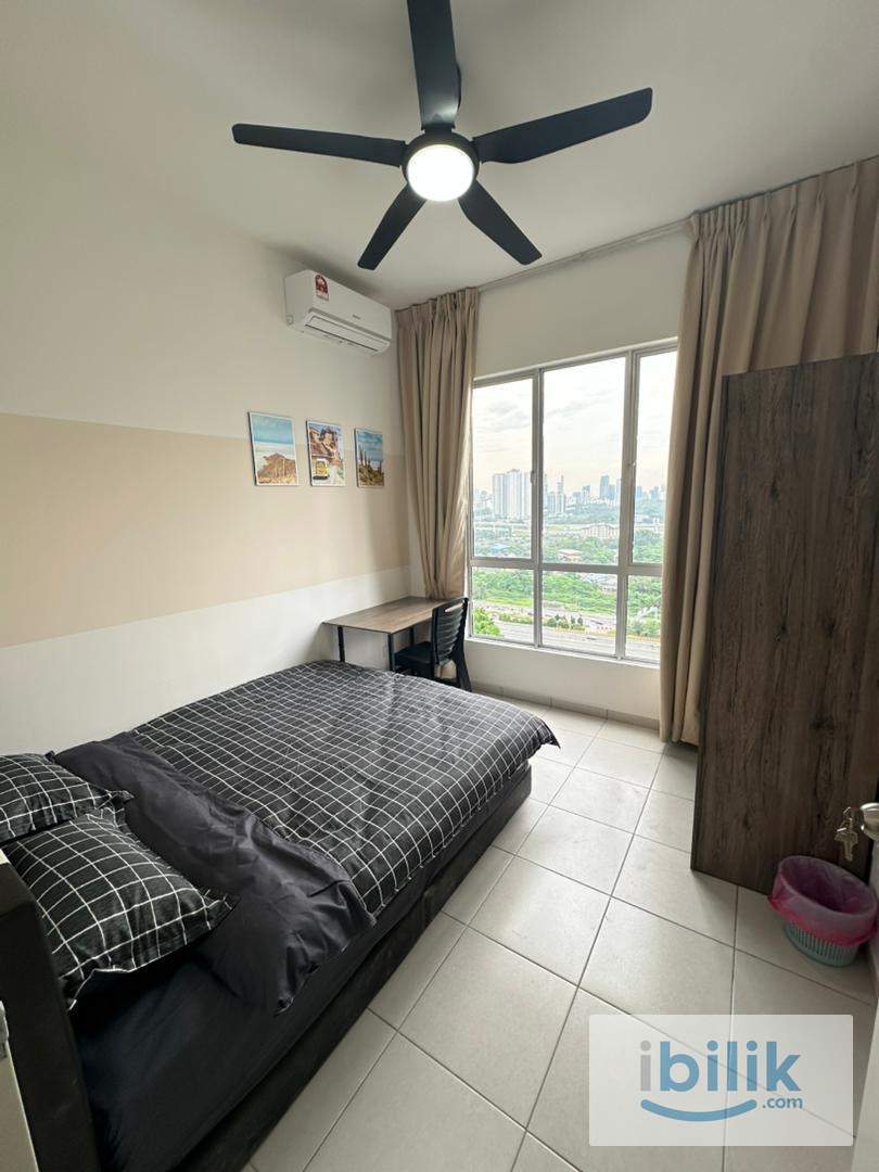 Medium Room at Pixel City Bandar Sri Permaisuri 3mins walk to LRT Salak Sentral - Image 1