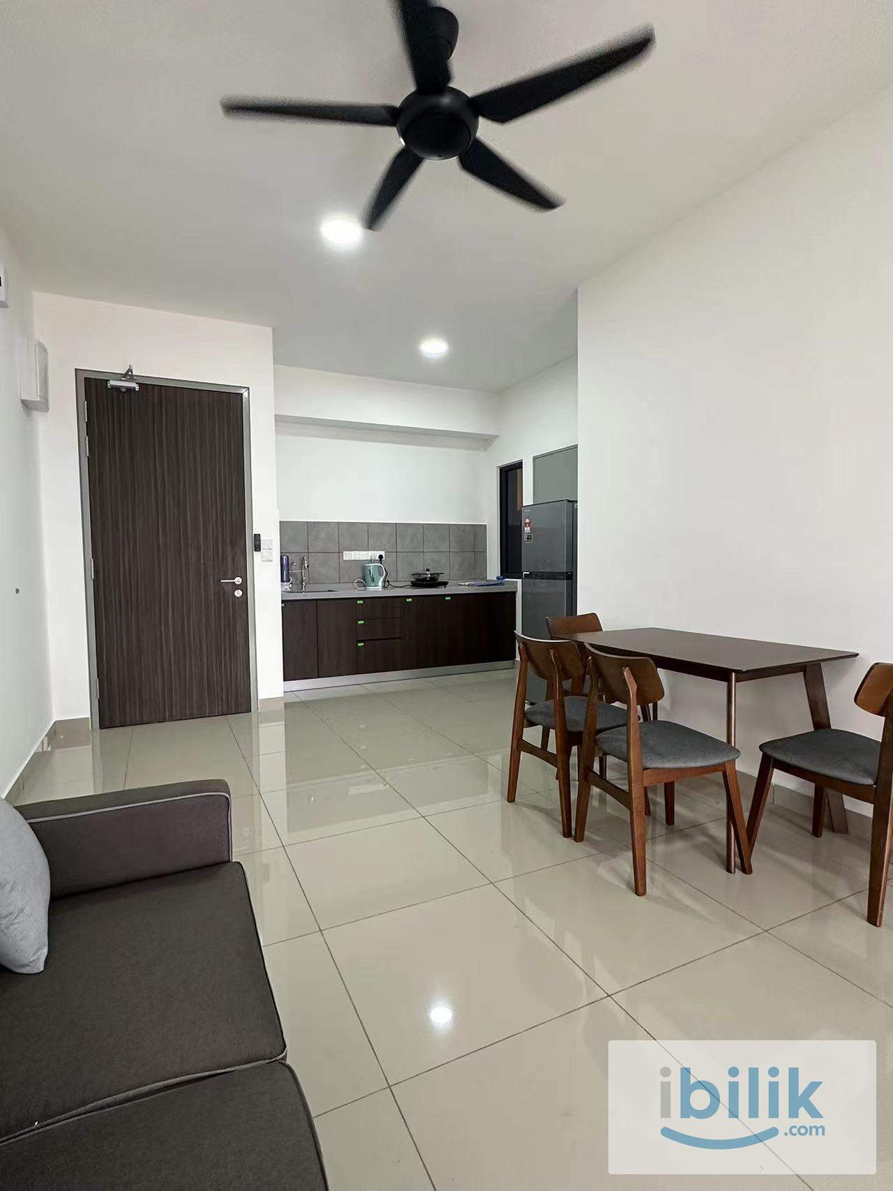 {Female Unit} Medium Room at M Vertica Jalan Cheras 8mins walk to LRT / MRT Maluri - Image 6