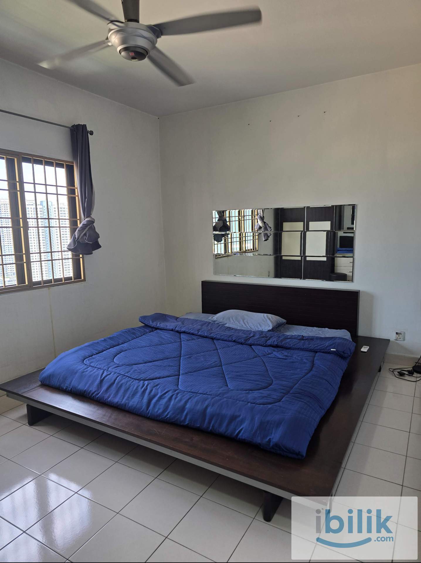 Master Room including WiFi, electric and water  - Image 3