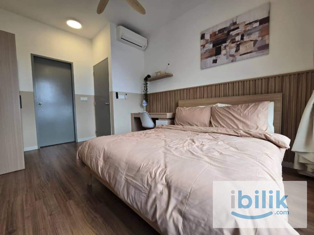 Master Bedroom Mvertica Maluri for RENT (female) - Image 1