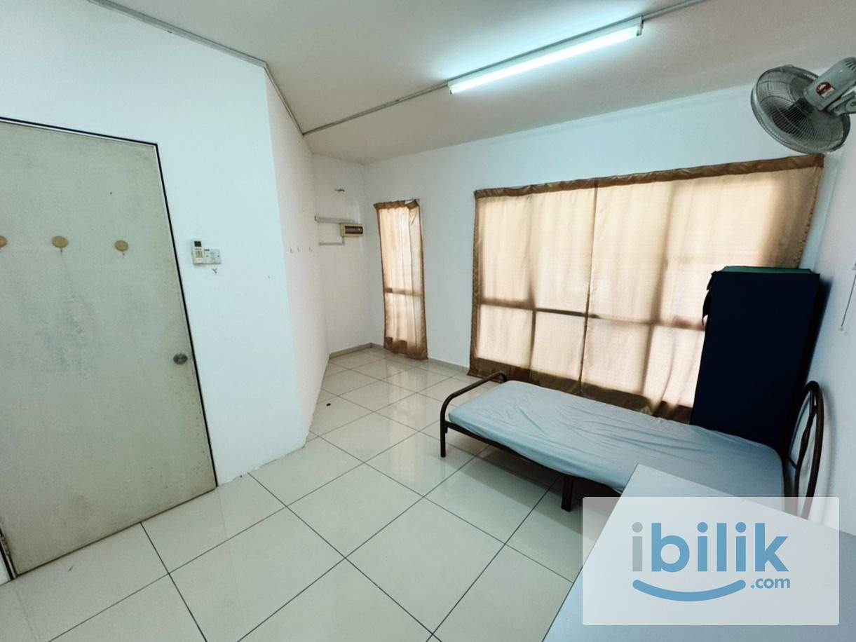 🔥Middle Room With Air-Conditioned For Rent 📍@Jenjarom Near by KSL Mall🏟️ - Image 2