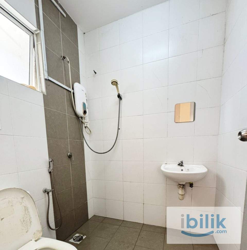 🔥Middle Room With Air-Conditioned For Rent 📍@Jenjarom Near by KSL Mall🏟️ - Image 5