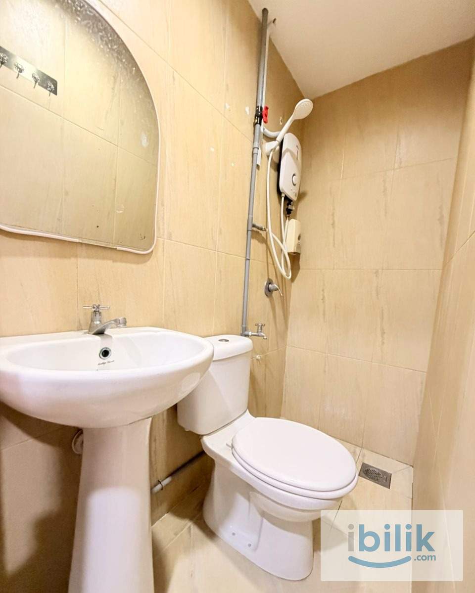 🏡@Bandar Puchong Jaya Co-Living Room for Rent | 🔥With Private Toilet | Near by LRT Station🎉 - Image 3
