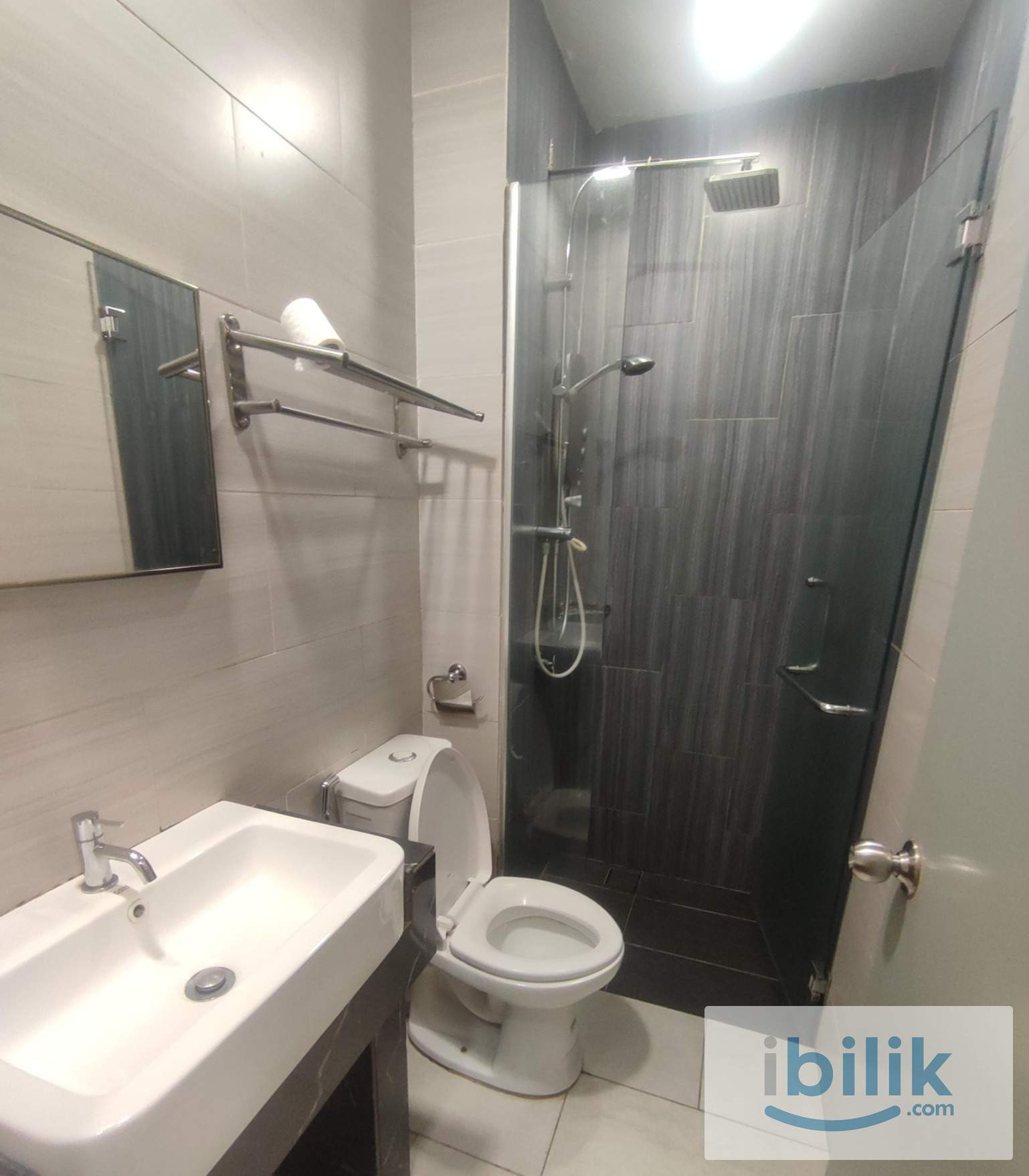🎉Zero Deposit Pudu Master Room 🏡With Private Bathroom 🔥Near LRT Station | Sunway Velocity Mall - Image 4