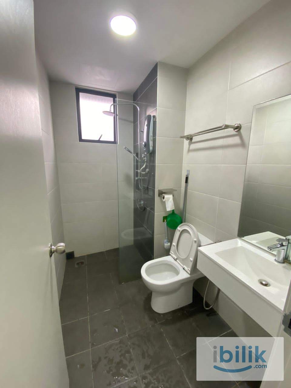 [Medium Room] @ PV9 , Fully/F, WiFi, Available NOW, Setapak - Image 4