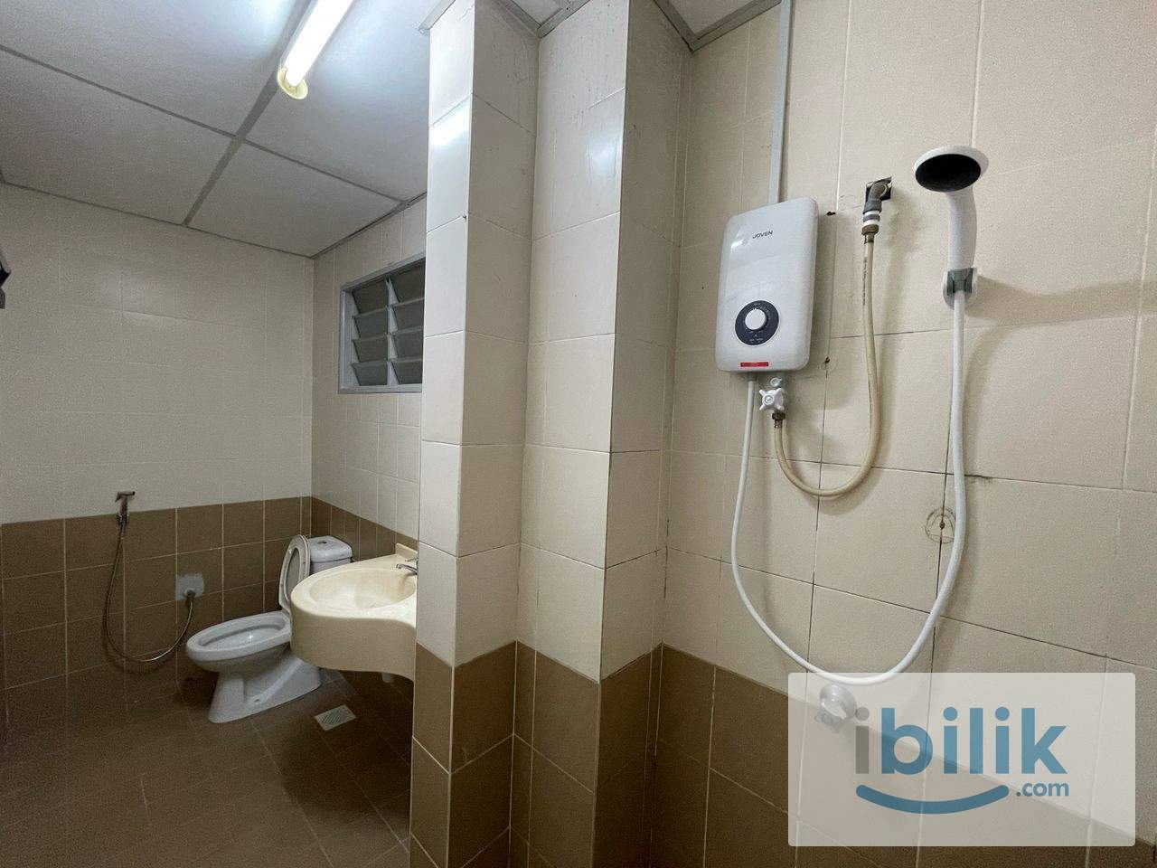 (Master Room) PV10 @ Setapak - Semi Bathroom, Fully, 2 PAX (1 JUNE) - Image 2