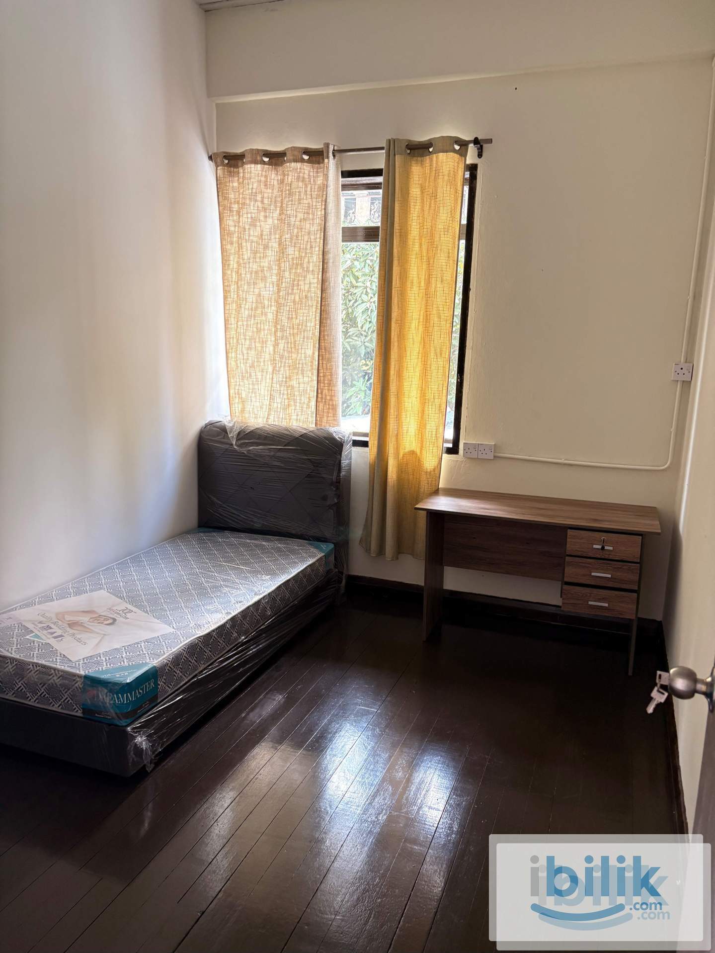 Rooms for Rent near GH & Forda  - Image 1