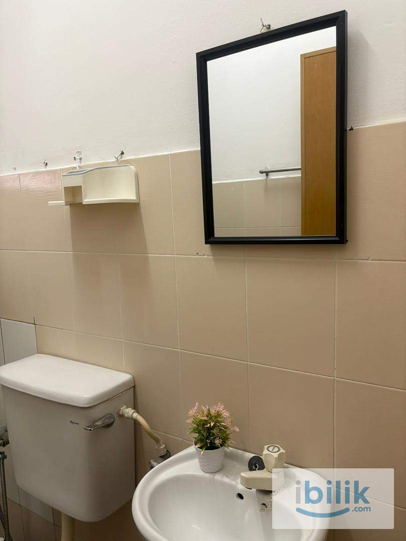 DELUXE SINGLE MASTER ROOM  - Image 6