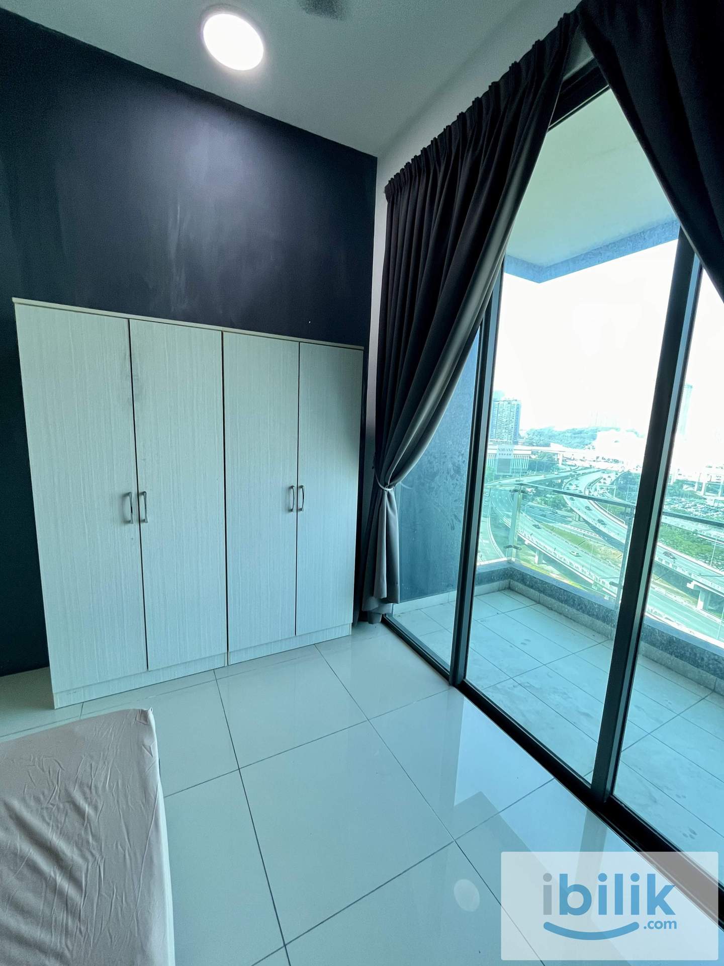 The Vyne Room with Balcony Sg Besi 10min to MidValley - Image 2
