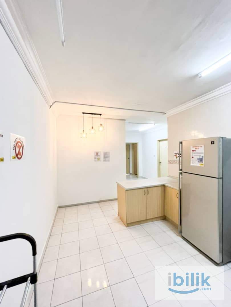 Kuala Lumpur @ Damansara - Rooms For Rent! - Image 2