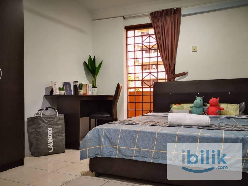 Female Unit @ Palm Spring , Medium Room Queen Bed - Image 1