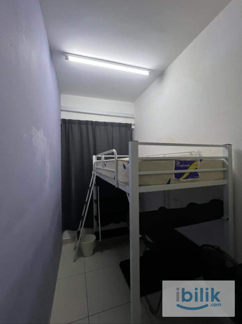 Single Room at D'Sara Link Bridge to MRT Kampung Selamat  - Image 2