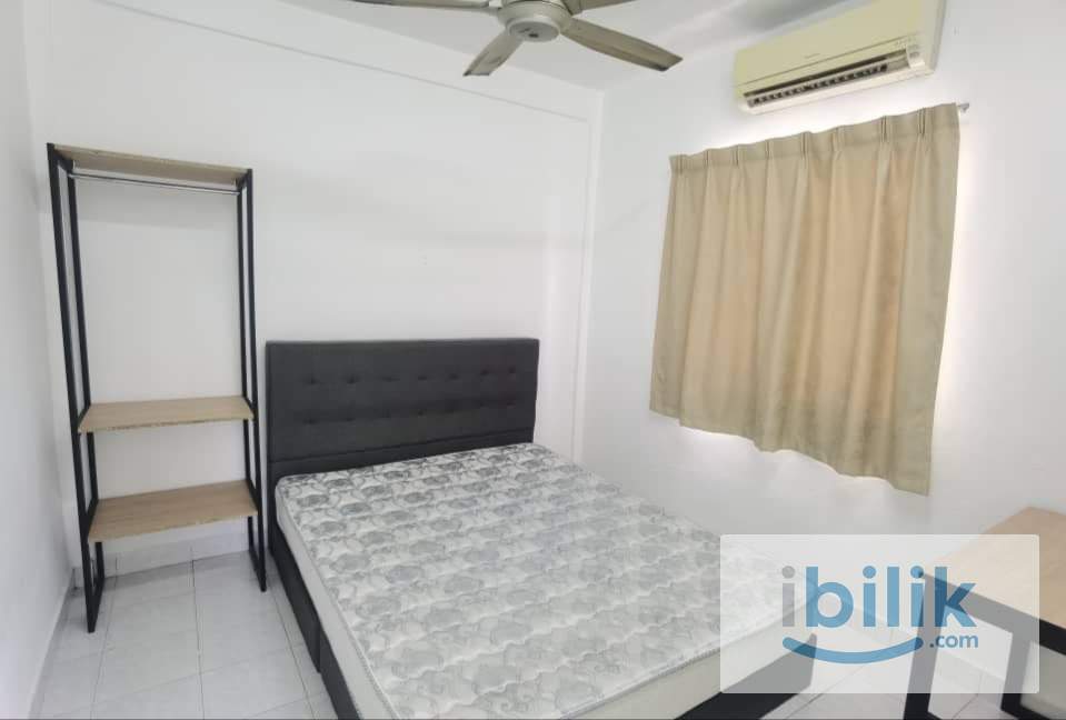 Queen Bed Medium Room @ Salvia Apartment Direct Shuttle Bus to MRT Surian  - Image 2