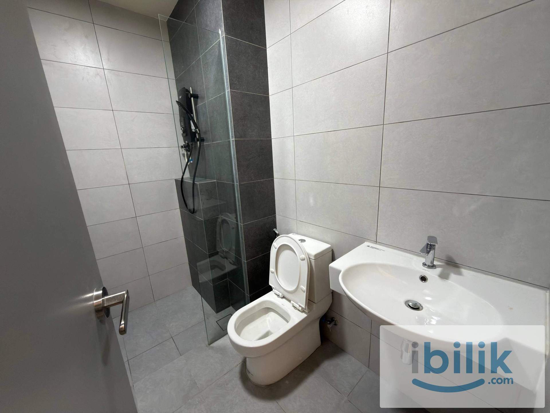  Female Unit @The ERA Segambut | Balcony Room for Rent - Image 6