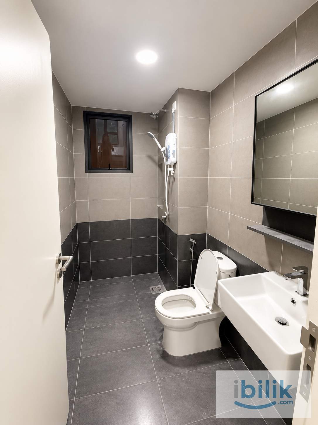 Damansara Perdana | D’Clover Residence | Master Room For Rent - Image 2