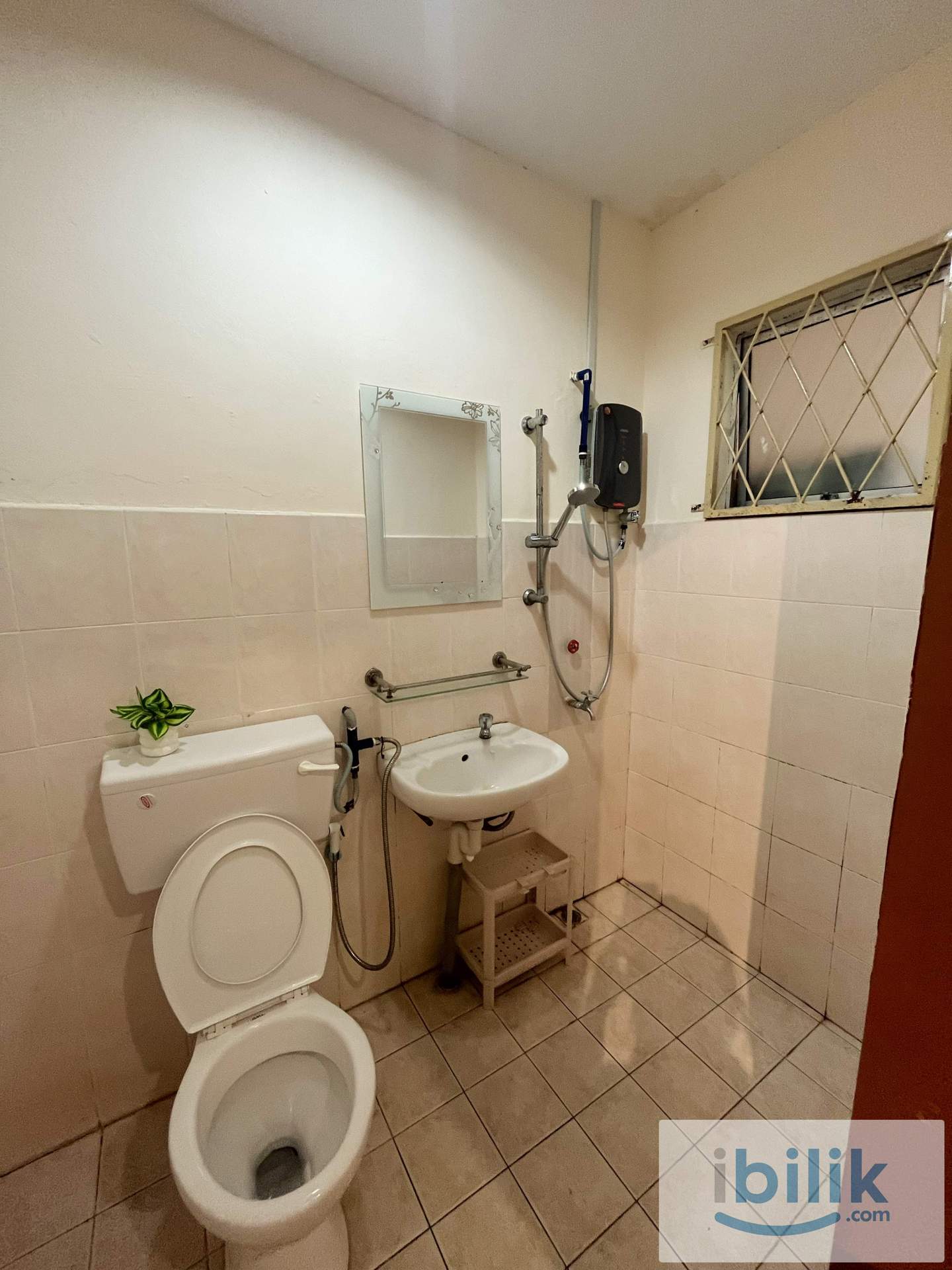Comfortable Room with Attached Bathroom | Female Unit | Keningau - Image 3