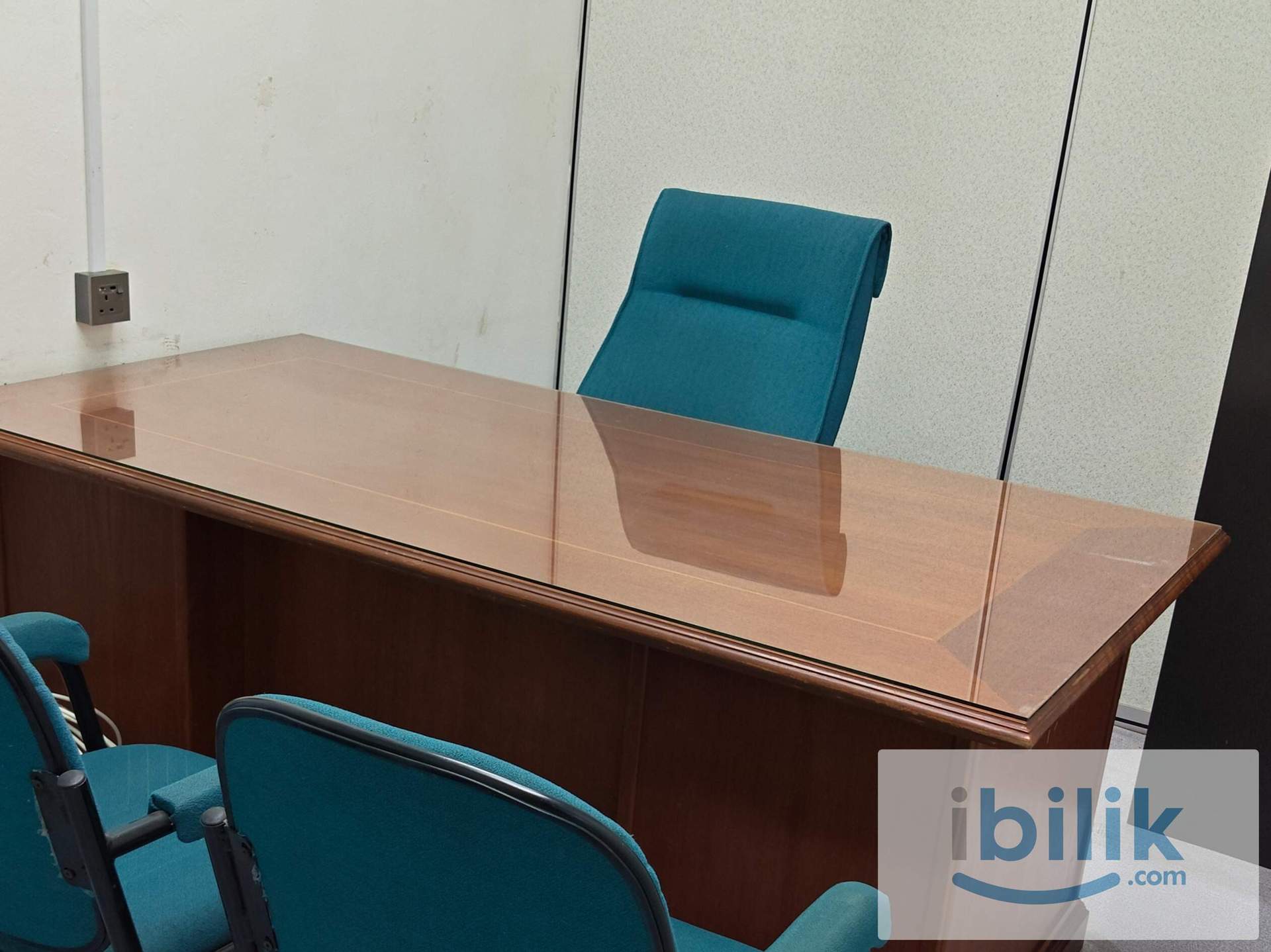 Private Room for Rent @ Cheng | Quiet & Fully Furnished - Image 3