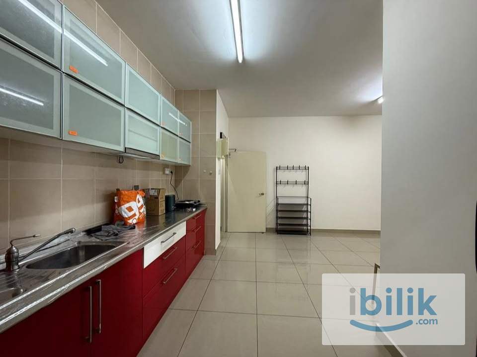 Cozy Medium Room Fully Furnisher Free Wifi @ OUG Parklane Direct Owner - Image 5
