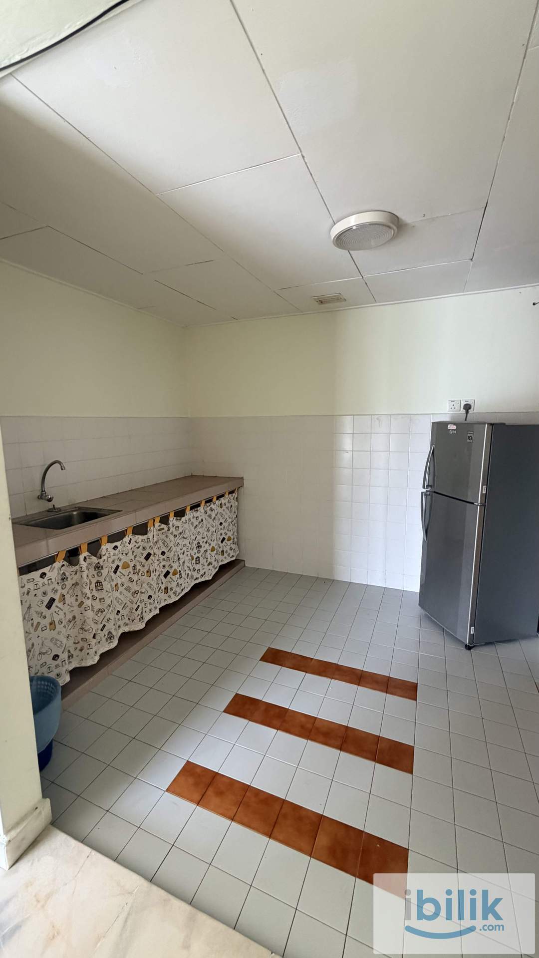 2 bedroom Apartment  - Image 3