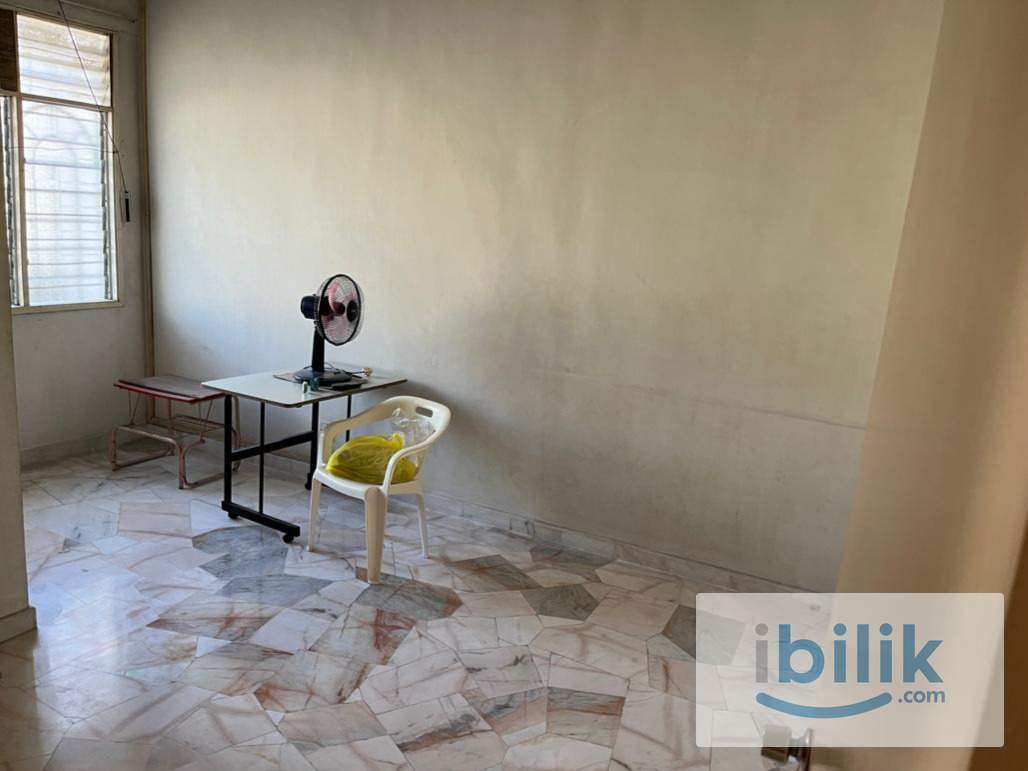 3 bedrooms for rent (all with attached bathroom) - Image 2