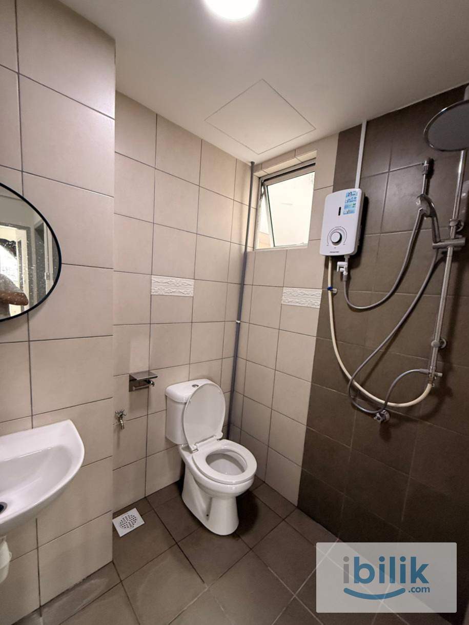 MASTER ROOM FOR RENT @ PLATINUM OUG RESIDENCE  - Image 5