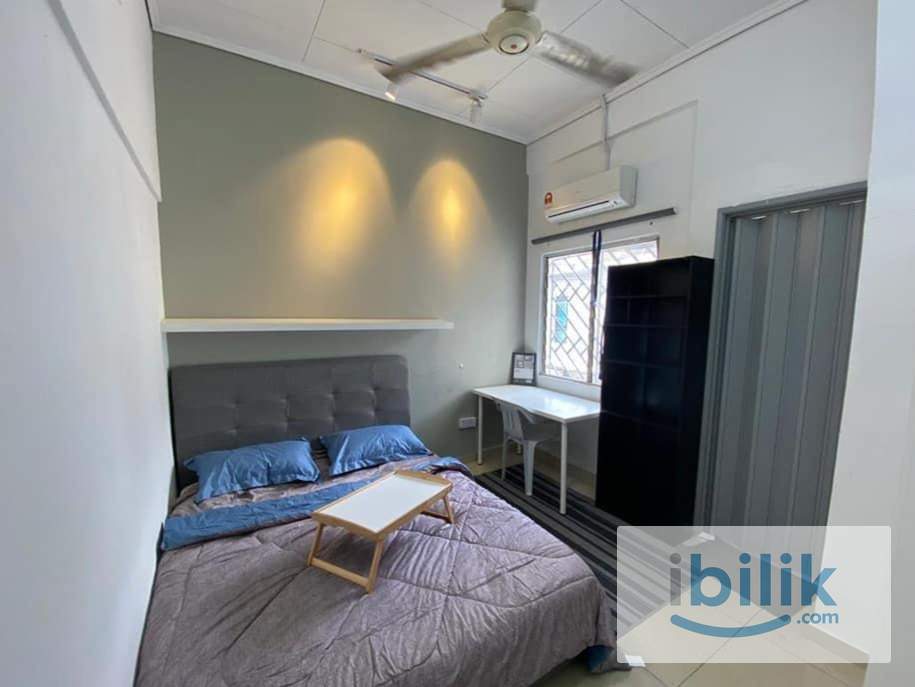 Pjs9, Bandar Sunway Subang Jaya. Female Medium Room with Attached Bathroom - Image 1