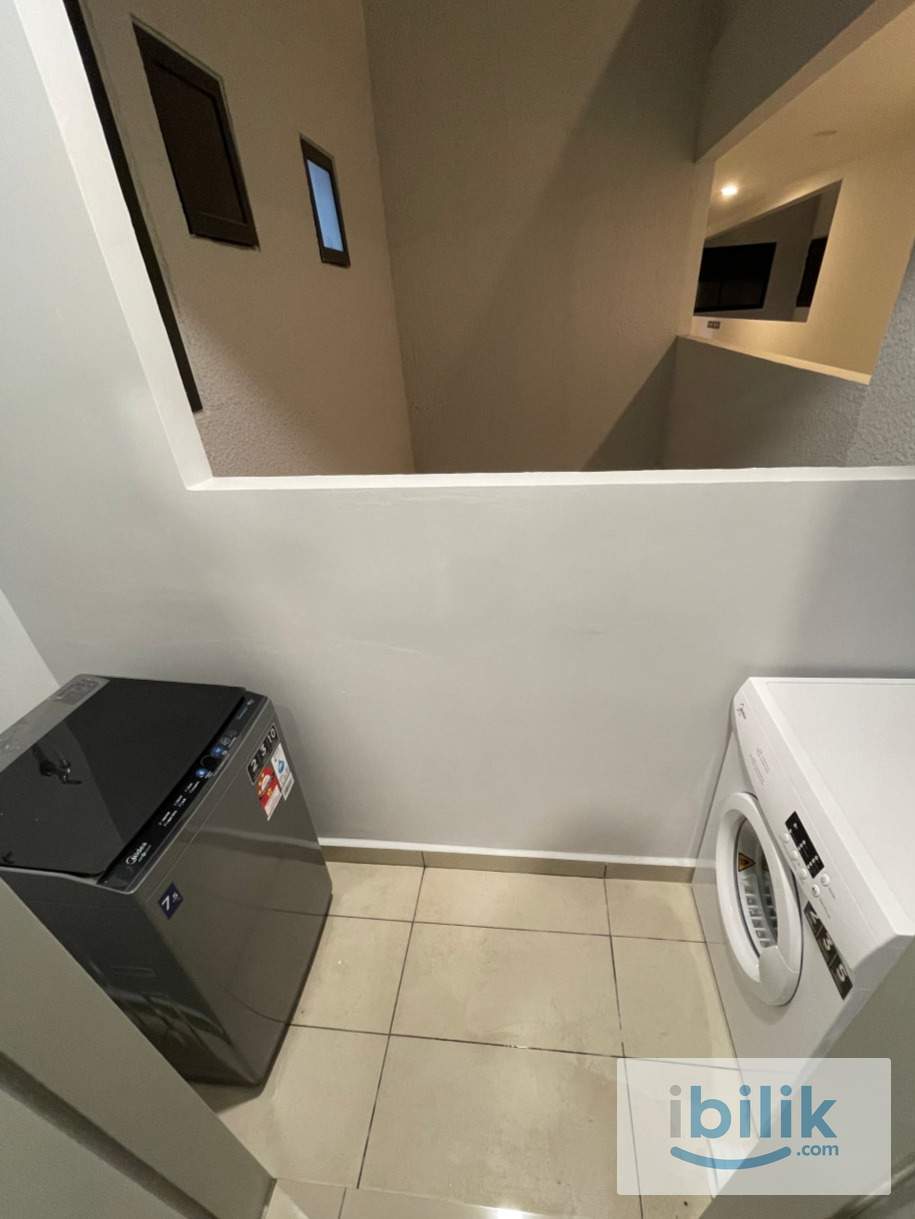 📍 M Vertica KL City Residence Medium Room RM9️⃣0️⃣0️⃣ 🌆 (Mix Unit) - Image 5