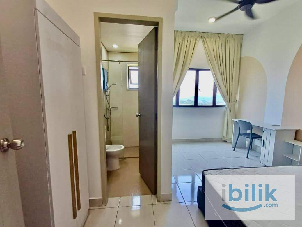 Female Master Room with Private Bathroom For Rent @ Youth City, Nilai, Negeri Sembilan - Image 2